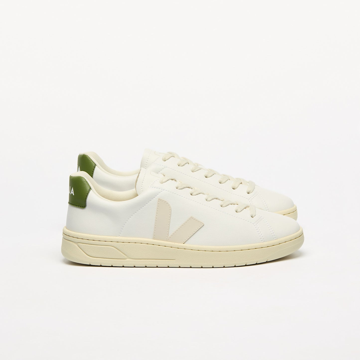 URCA CWL WHITE PIERRE KIWI - VEJA ON SALE