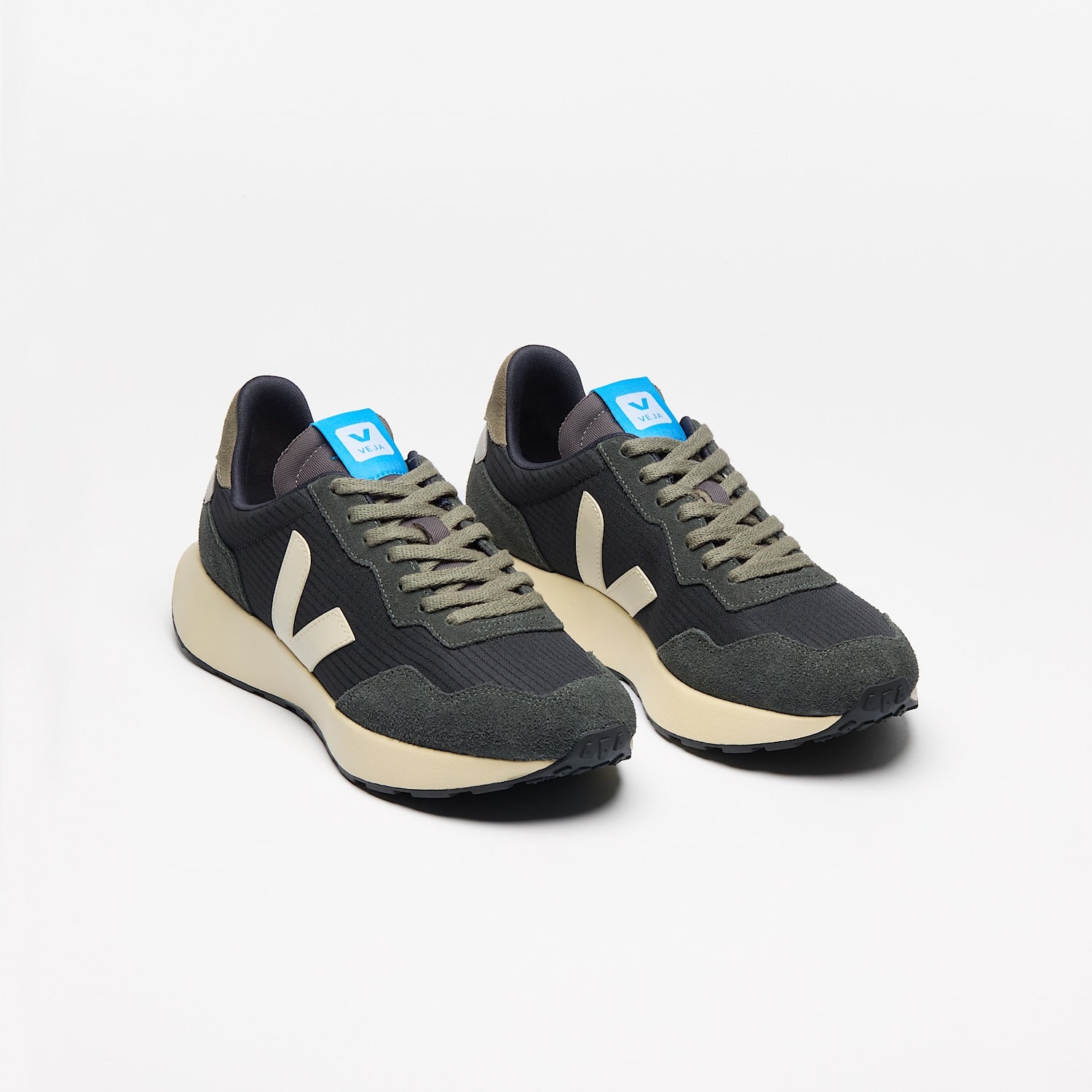 PAULISTANA RIPSTOP BLACK PIERRE - VEJA ON SALE