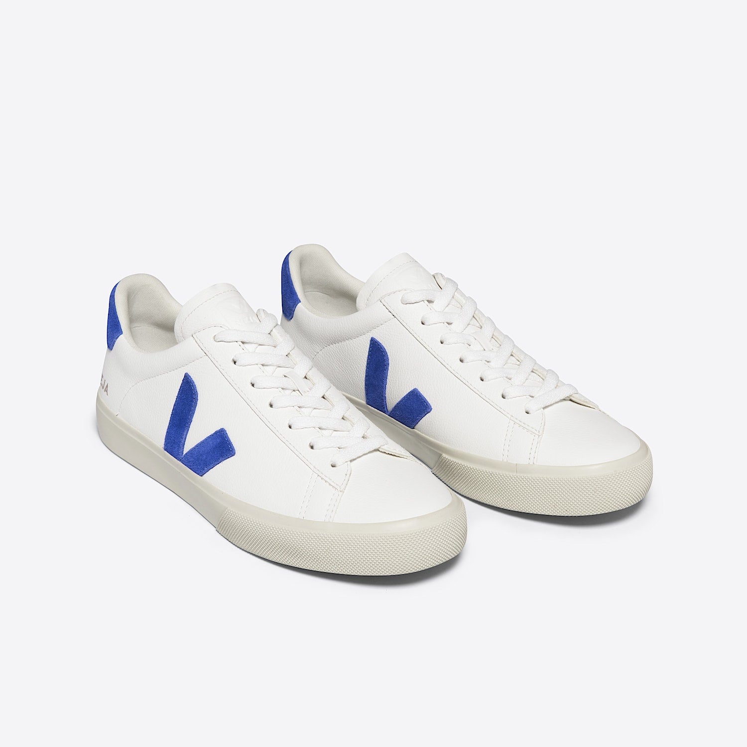 CAMPO LEATHER WHITE PAROS - VEJA FOR SALE