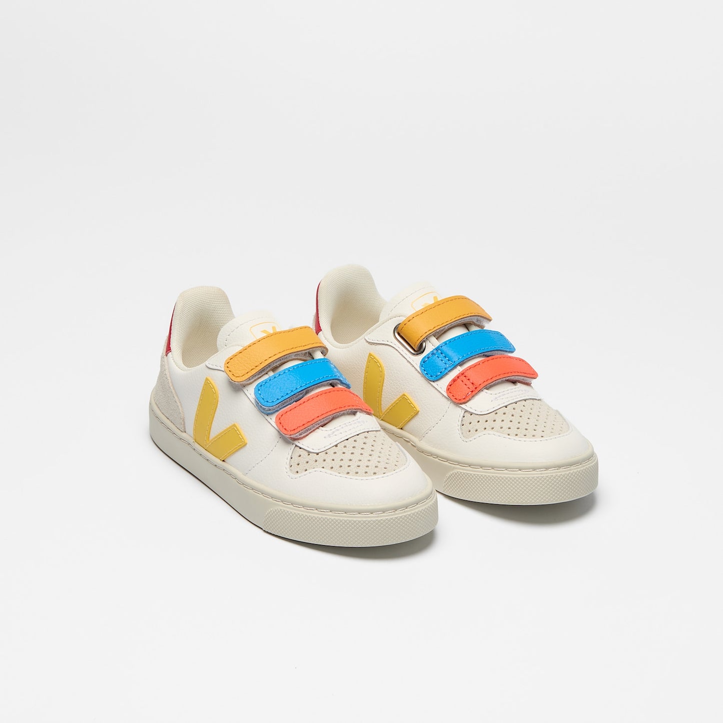V-10 LEATHER WHITE TONIC - VEJA SALE