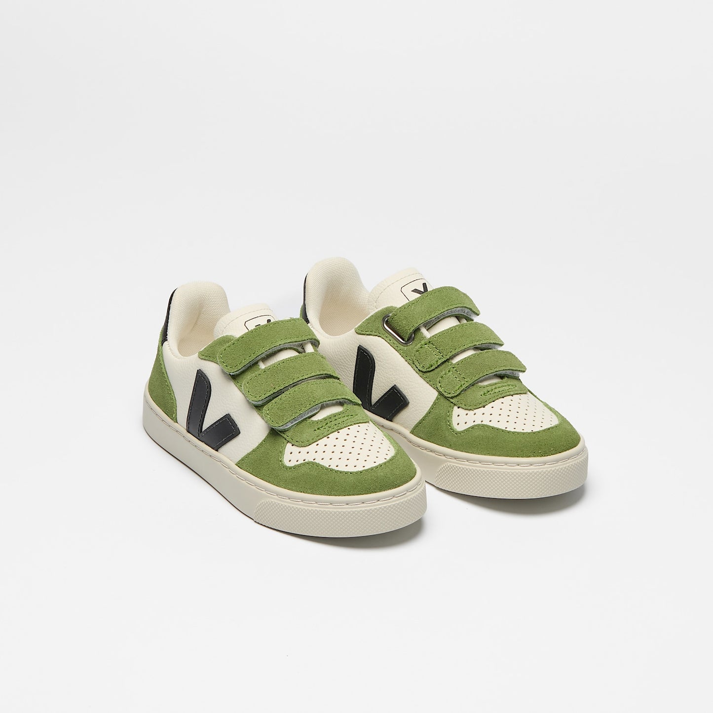 V-10 LEATHER PURE BLACK KIWI - VEJA FOR SALE