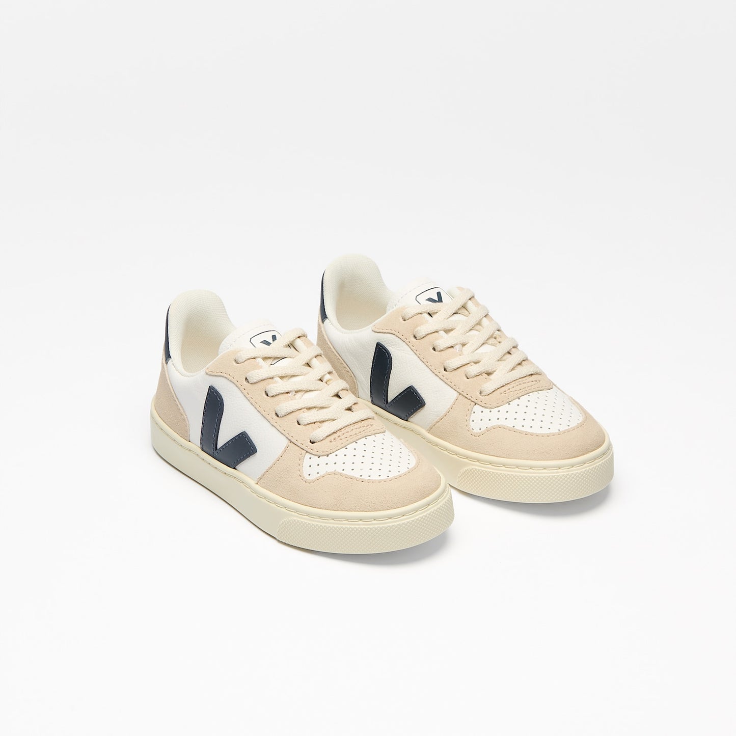V-10 LEATHER WHITE NAUTICO ALMOND - VEJA US