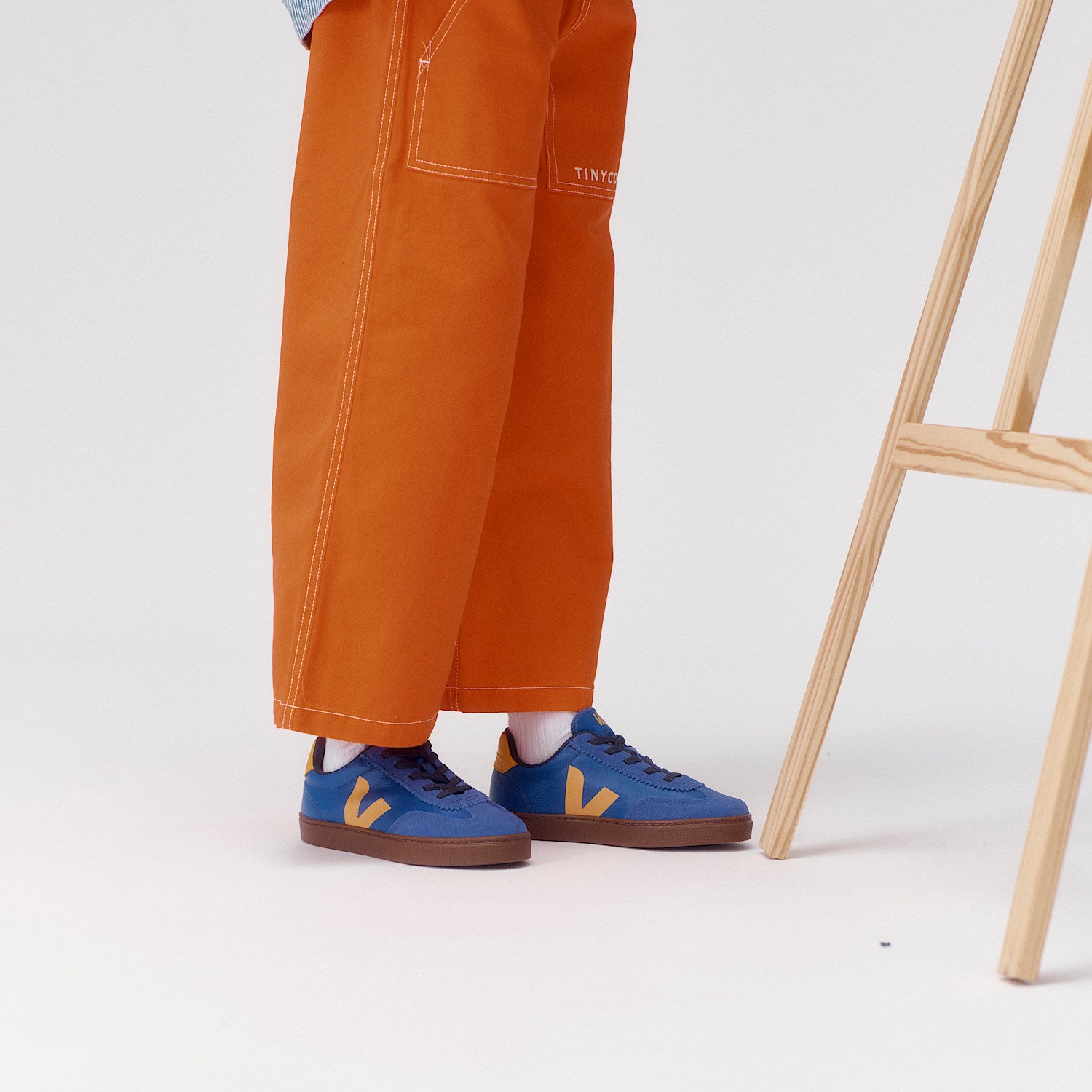 VOLLEY ELASTIC LACES LEATHER ATLANTIC OURO BARK - VEJA ONLINE