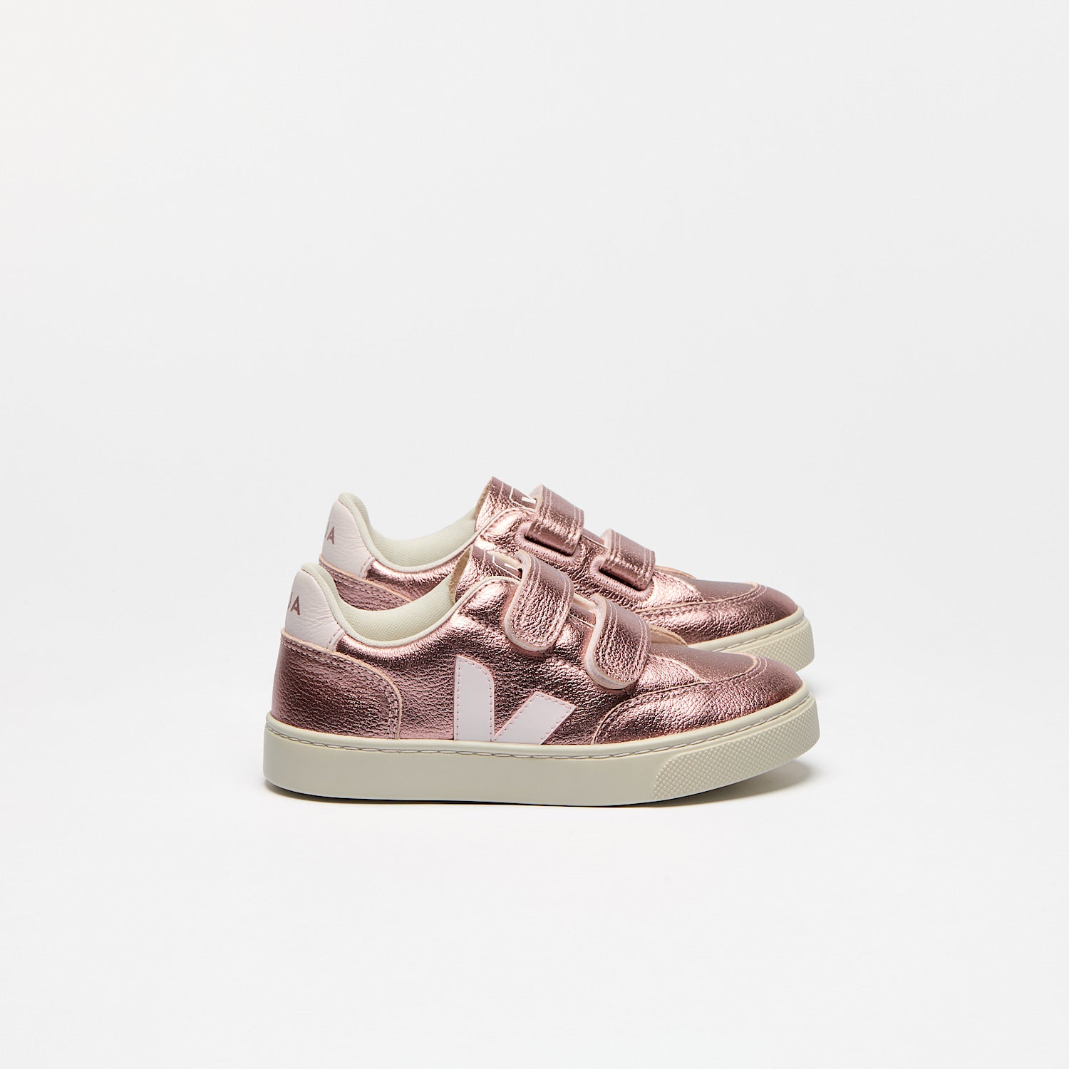V-12 LEATHER NACRE LASSI - VEJA DISCOUNT