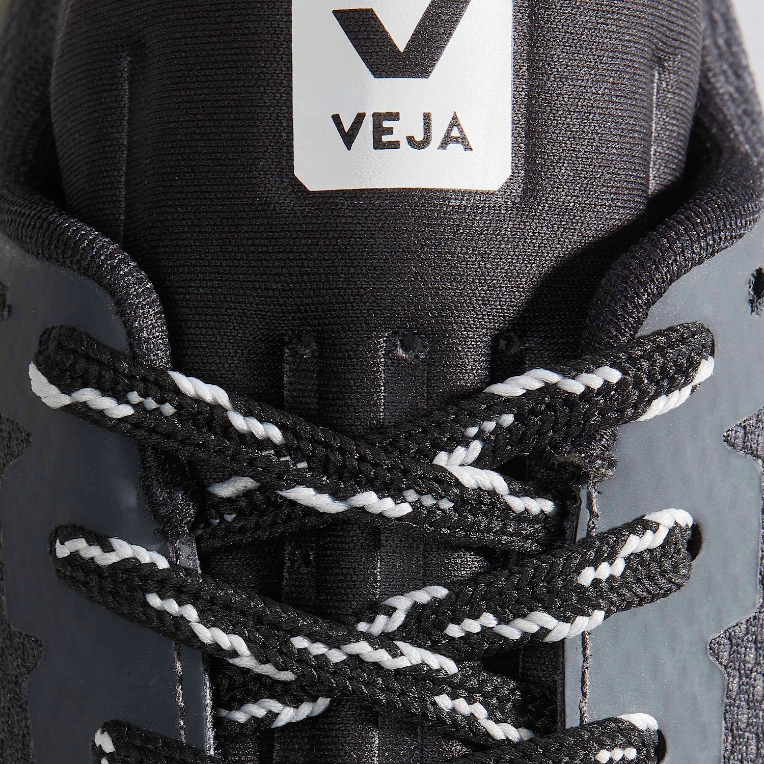LACES BLACK OXFORD GREY - VEJA DISCOUNT