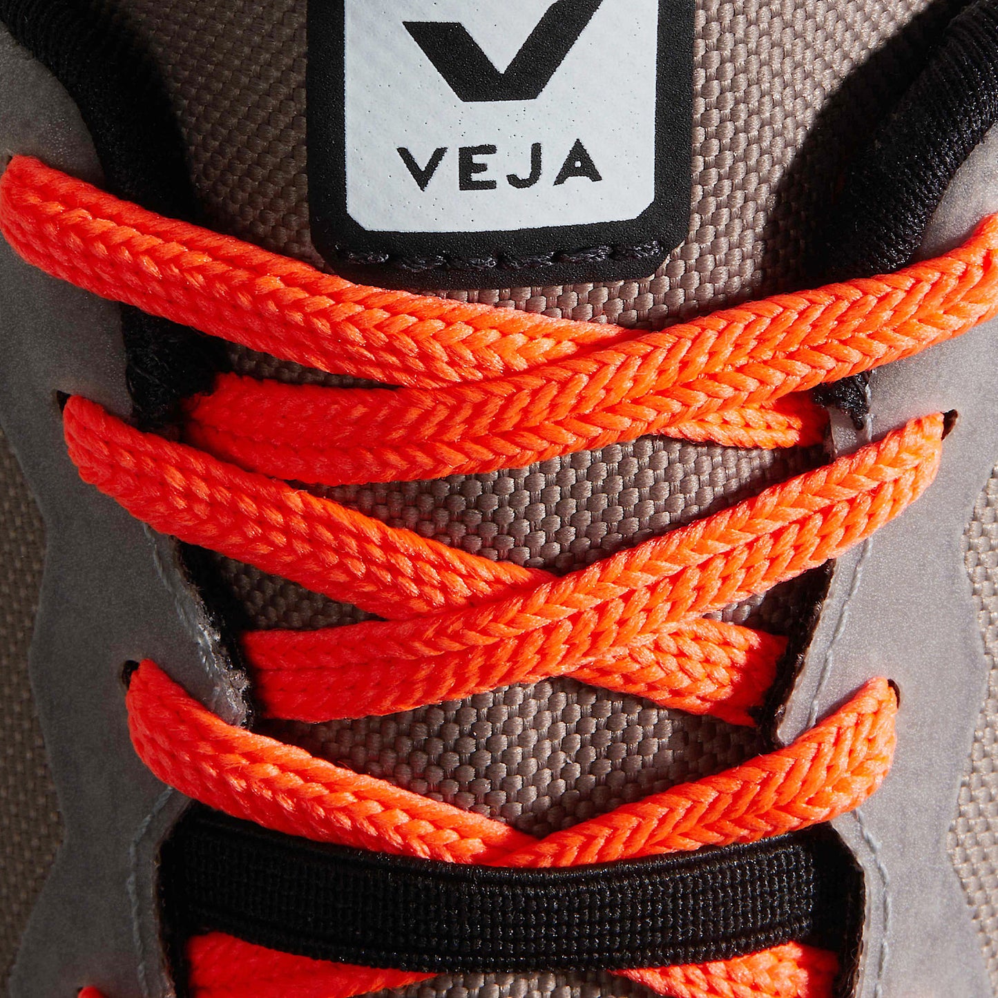 LACES ORANGE FLUO - VEJA DISCOUNT