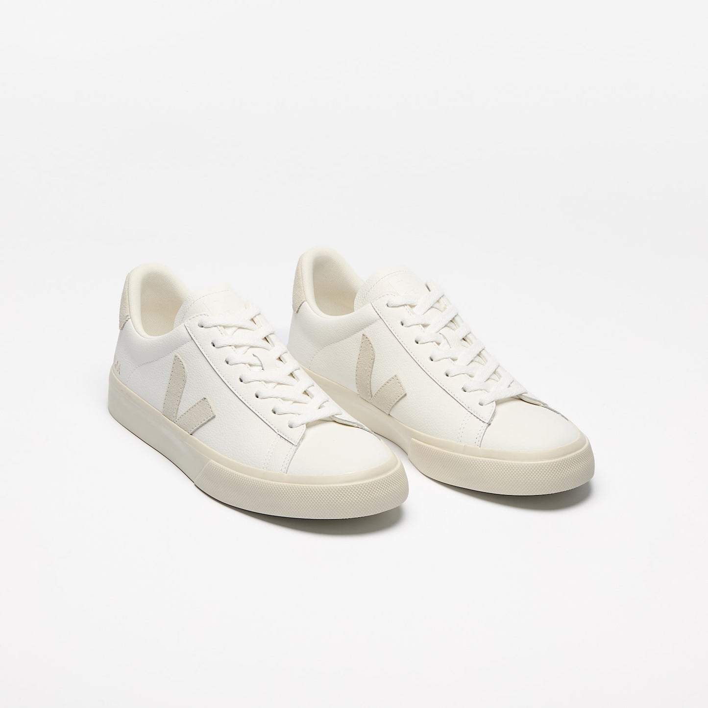 CAMPO LEATHER WHITE NATURAL - VEJA FOR SALE