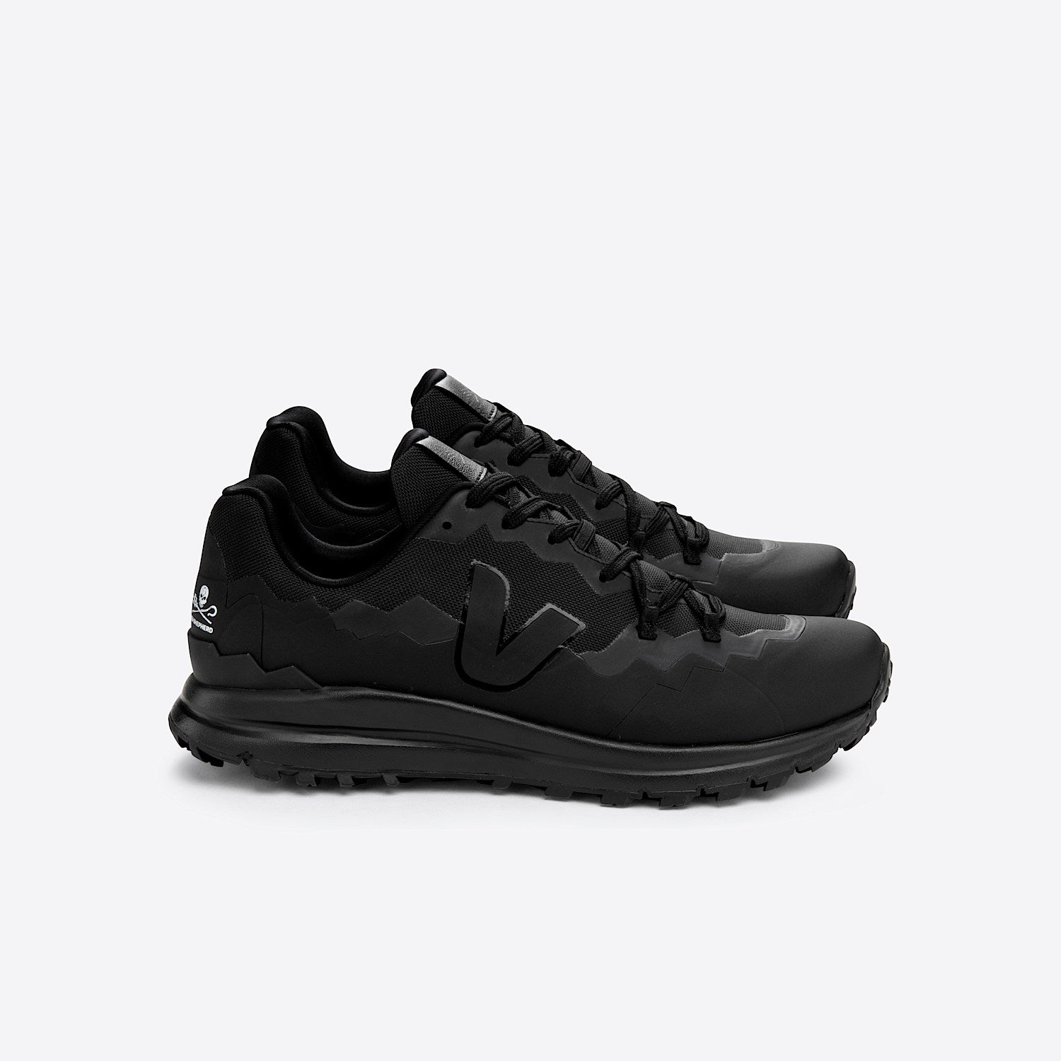 FITZ ROY TREK-SHELL VEJA X SEA SHEPHERD FULL BLACK - VEJA US