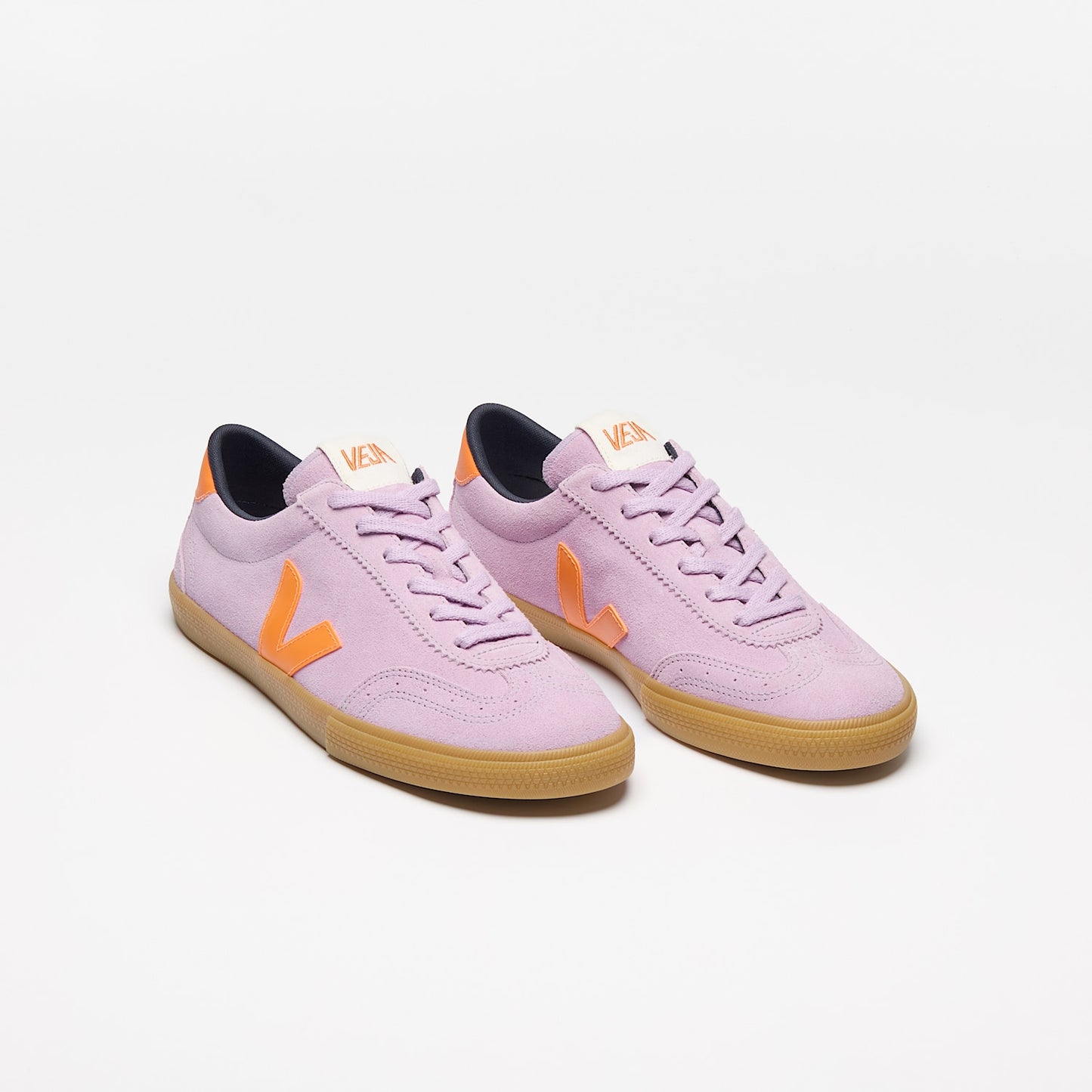 VOLLEY SUEDE ORCHID FURY NATURAL - VEJA ON SALE